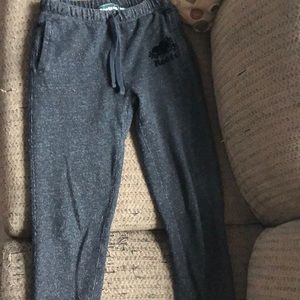 new roots pants black womans/girls